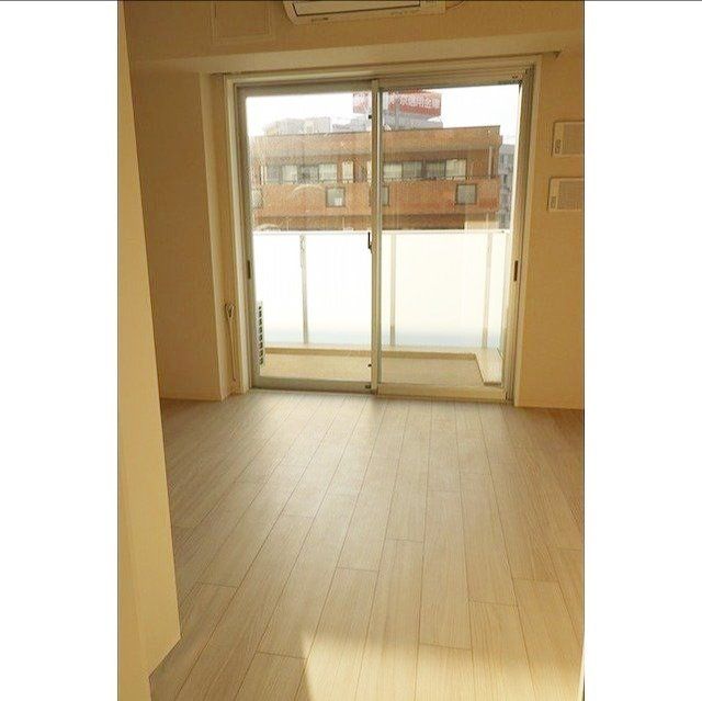 居室・リビング　※同タイプの別のお部屋です。