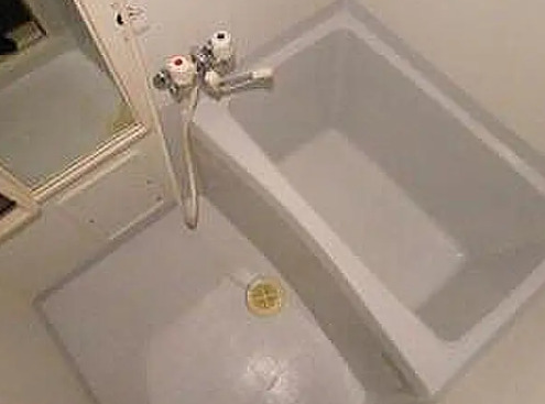バス・シャワールーム　別部屋の画像を使用しております。