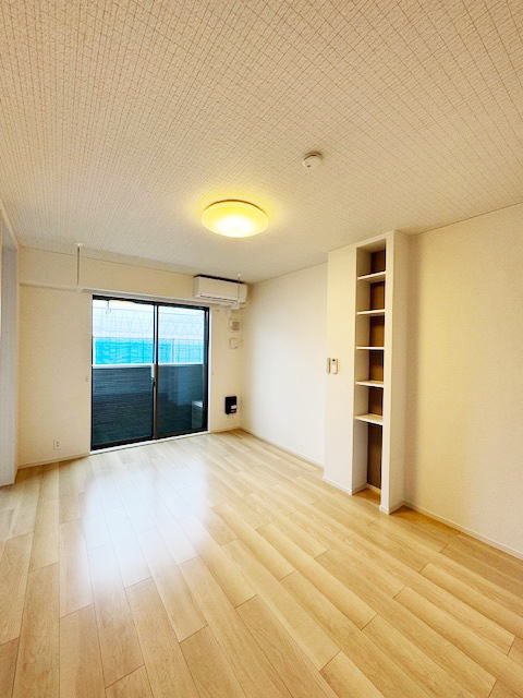 居室・リビング　明るいお部屋です。