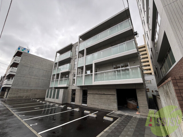 建物外観　札幌市北区北３６条西「ディオクラシスＮ３６」