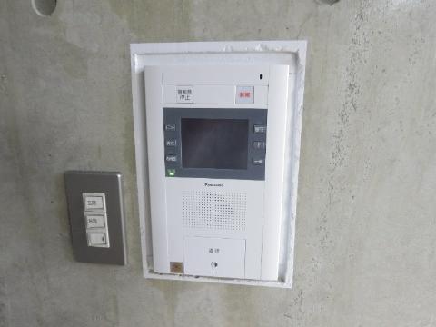 セキュリティ　カメラ付インターホン（イメージ）