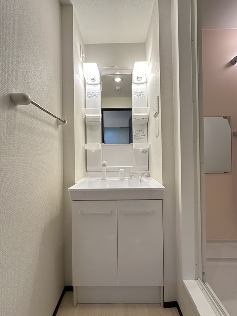 洗面設備　同施工会社参考写真です