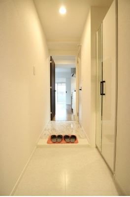 玄関　別号室の参考写真になります。