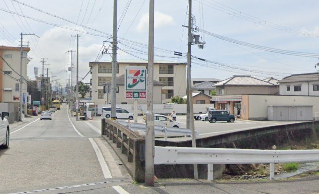 コンビニ　セブン－イレブン　姫路八代本町２丁目店（コンビニ）まで307m