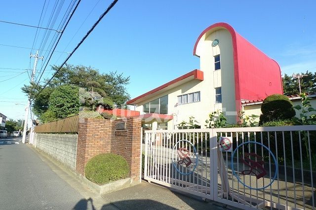 幼稚園・保育園　すみれ幼稚園（幼稚園・保育園）まで990m