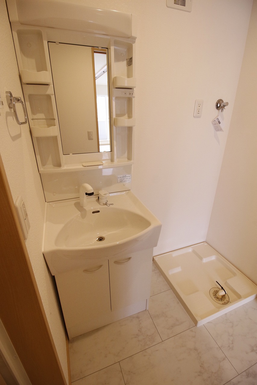 洗面設備　別の部屋の写真です