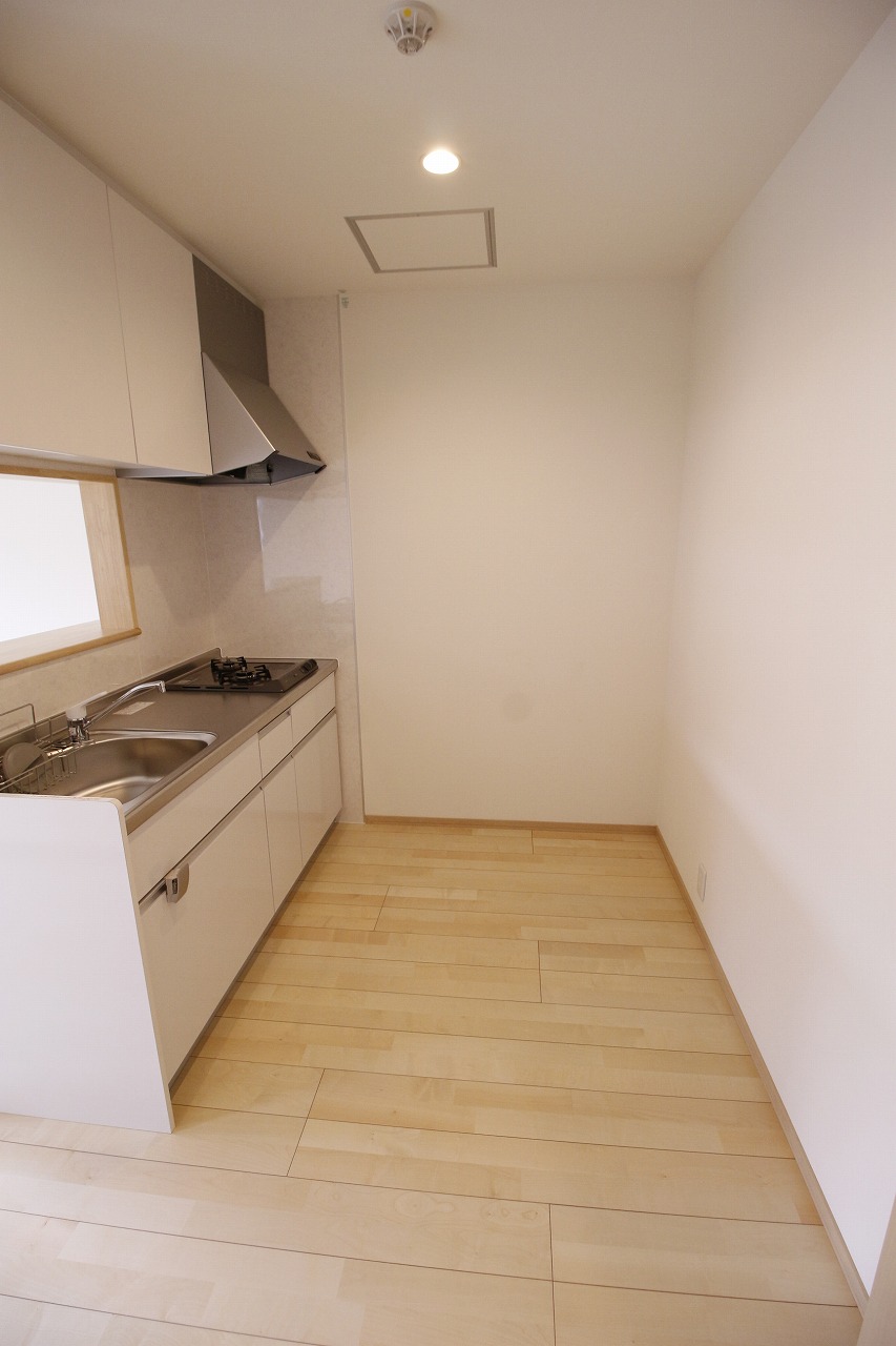 キッチン　別の部屋の写真です