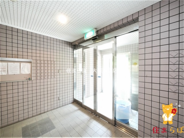 エントランス　共用部の印象も大切に