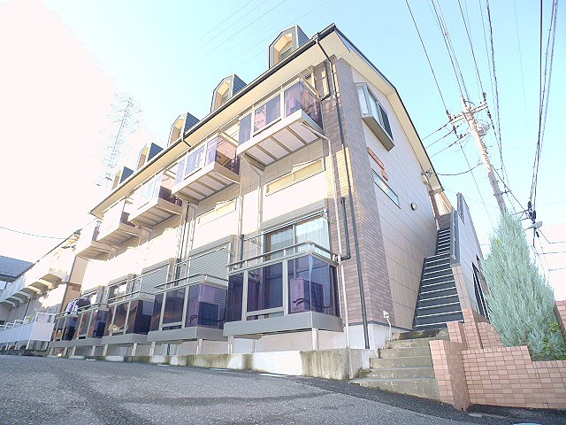 建物外観　リバティーパークのご紹介は住まいの窓口　アソシエにお任せくだ