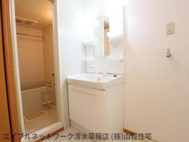 洗面設備　忙しい朝には欠かせない洗面所です