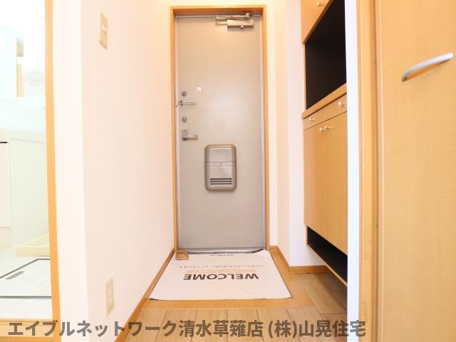 玄関　シンプルで使いやすい玄関です