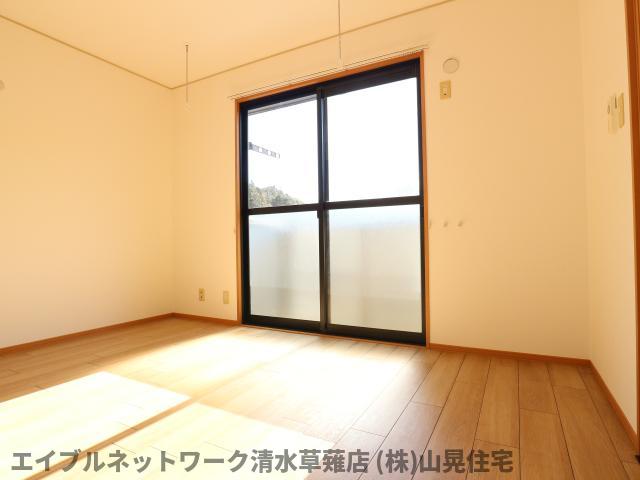 その他部屋・スペース　明るい色調の室内です