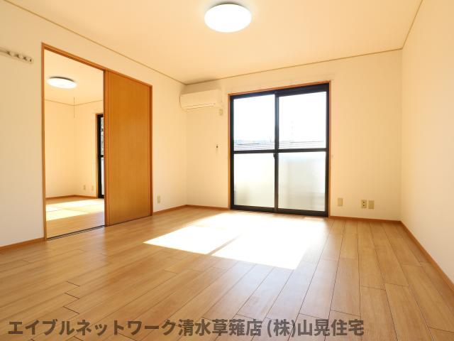 居室・リビング　使いやすいリビングです