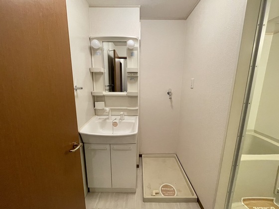洗面設備　※別部屋の写真です