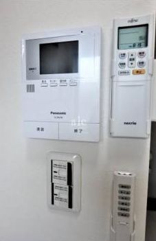 セキュリティ　TVモニター付インターフォン　※反転タイプ