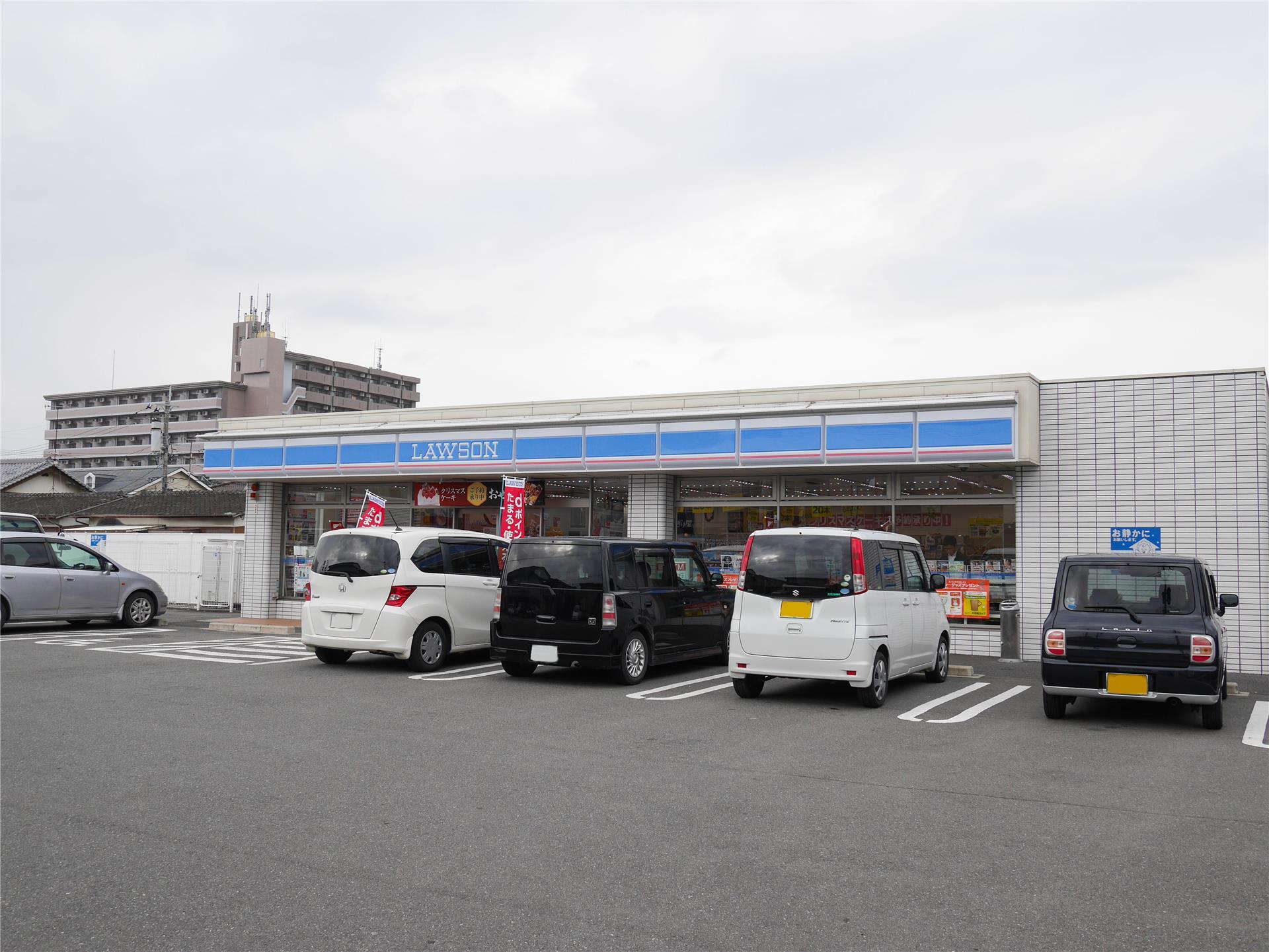 コンビニ　ローソン佐賀大学通り店（コンビニ）まで376m