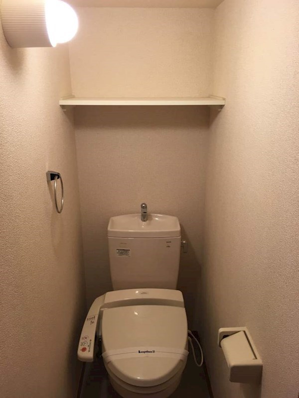 トイレ　清潔感のあるトイレです。
