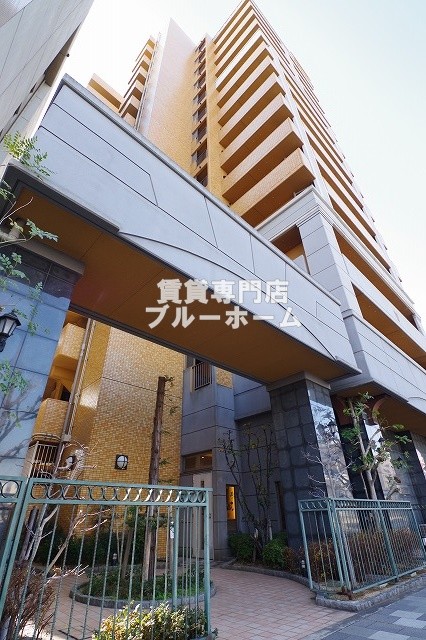 建物外観　鉄骨鉄筋コンクリート造15階建て