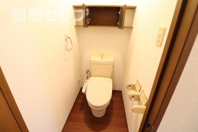 スユード ヴィラのトイレ写真