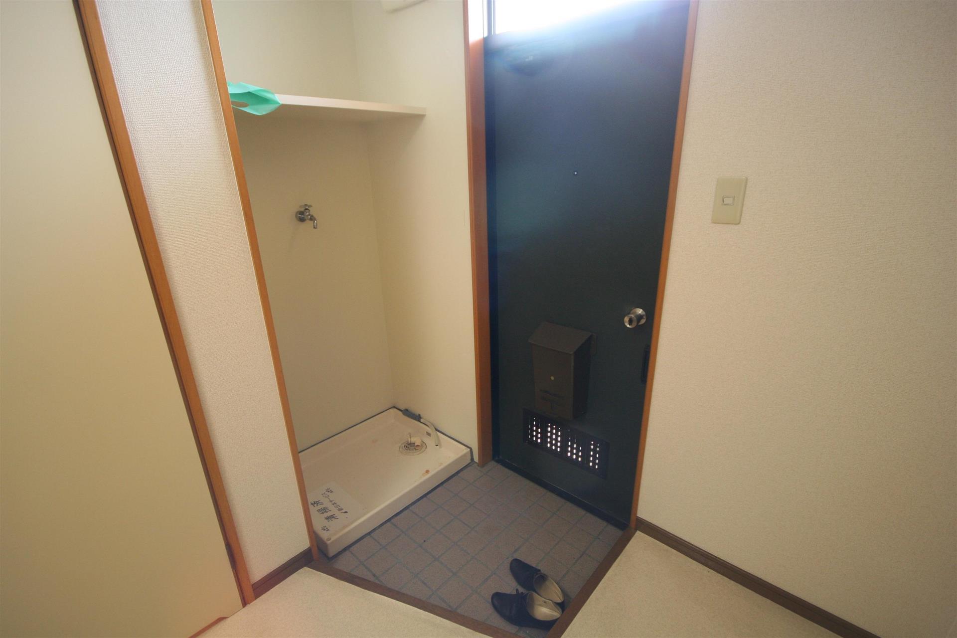 グラン鬼丸の玄関写真