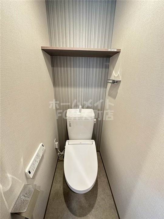 レジュールアッシュアーバンイールのトイレ写真
