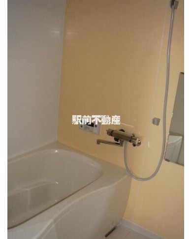 メゾンド木いちごの風呂写真