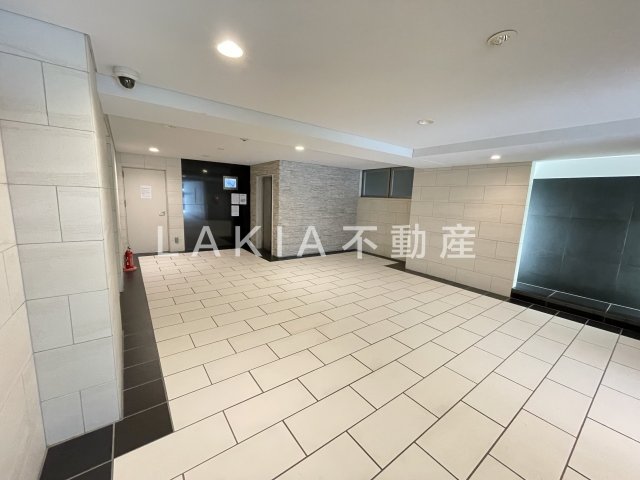 LAV心斎橋WESTの外観写真
