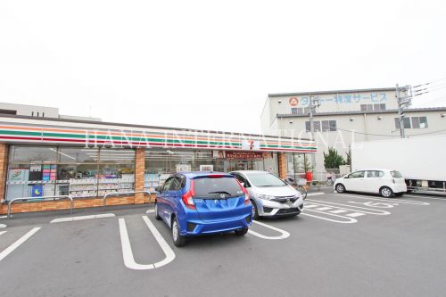 コンビニ　セブンイレブン草加谷塚上町店（コンビニ）まで430m