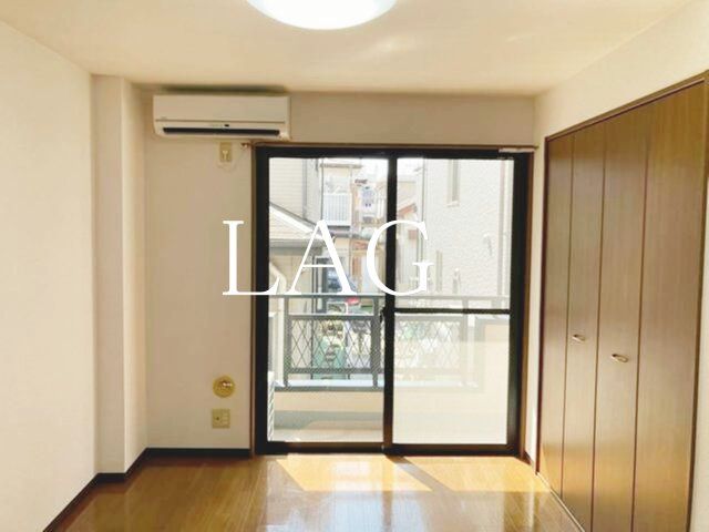 居室・リビング　洋室のお部屋です。