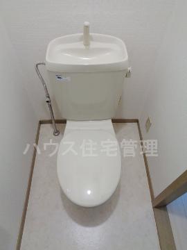 阪急京都線 富田駅 徒歩10分 2階建 築28年のトイレ写真