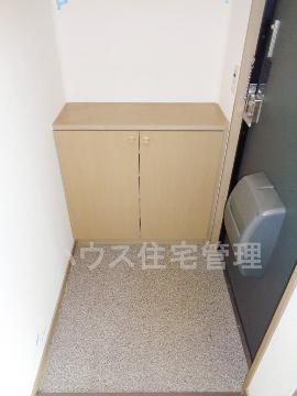 阪急京都線 富田駅 徒歩10分 2階建 築28年の玄関写真