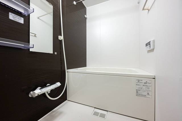 バス・シャワールーム　他号室　同施工参考写真