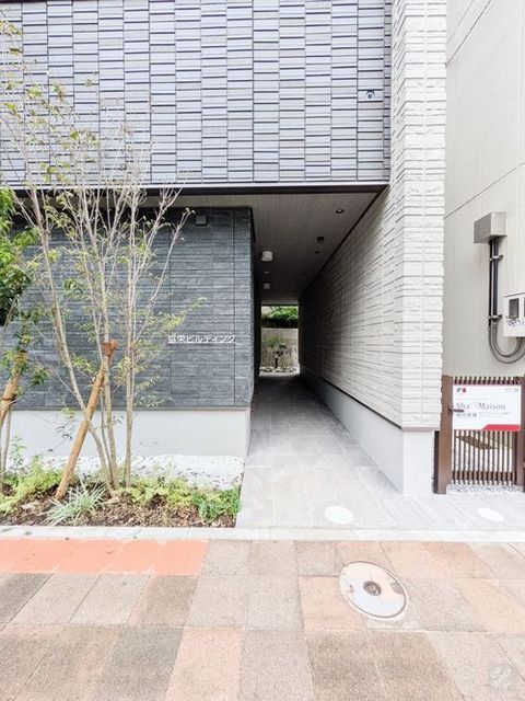 ブルーライン 三ツ沢下町駅 徒歩3分 4階建 築1年の外観写真