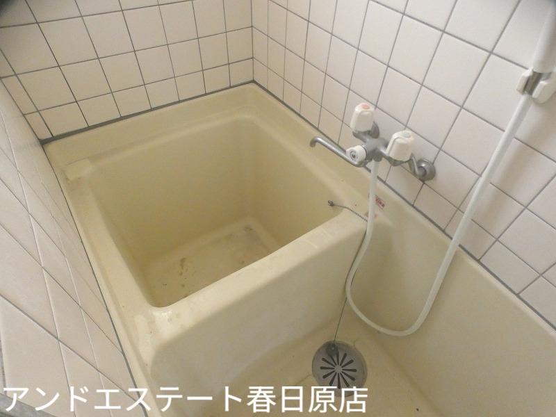 西鉄天神大牟田線 春日原駅 徒歩9分 2階建 築37年の風呂写真