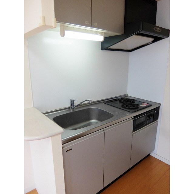 キッチン　※別部屋参考写真