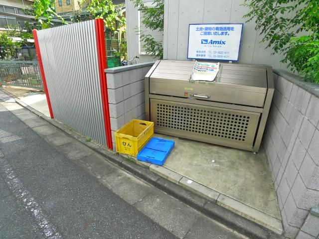 オーネスト西新井の外観写真