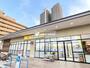 ドラックストア　マツモトキヨシ所沢有楽町店（ドラッグストア）まで370m