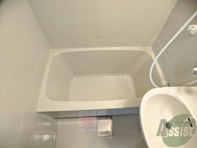 バス・シャワールーム　疲れた一日はゆっくりとお風呂に浸かりたいものですね。