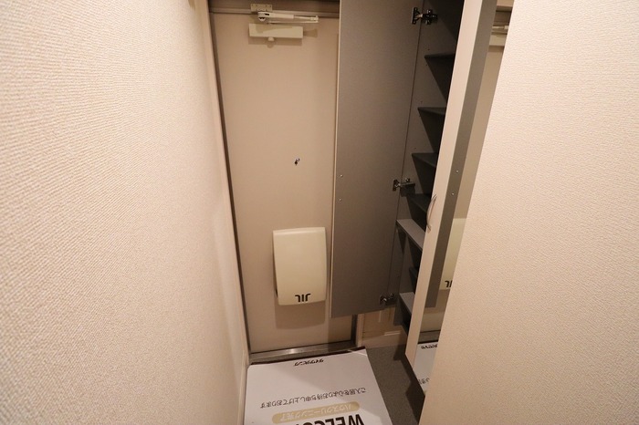 玄関　トールタイプシューズボックス