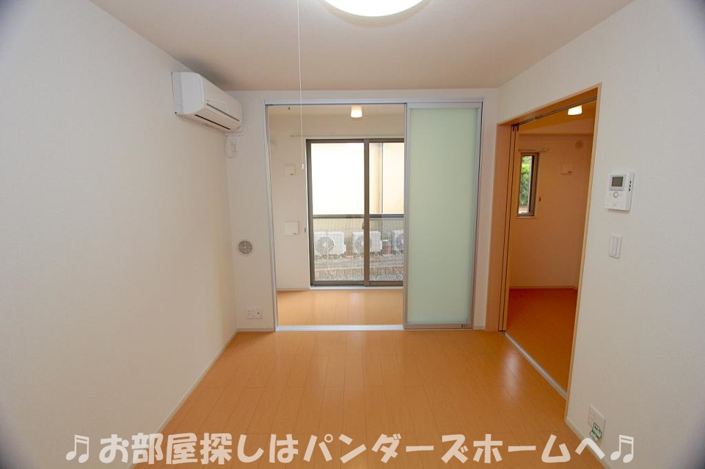 クリールポッシュT&Kの居間写真