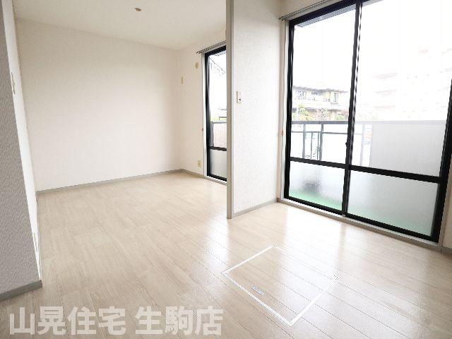 居室・リビング　ゆったりとした居間です