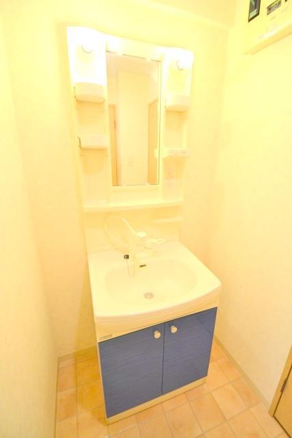 洗面設備　洗面所※同タイプ別号室の写真です。