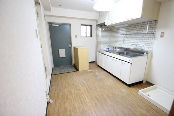 キッチン　※別号室の写真です。