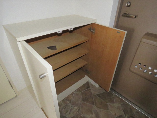 その他設備　下足入れです♪