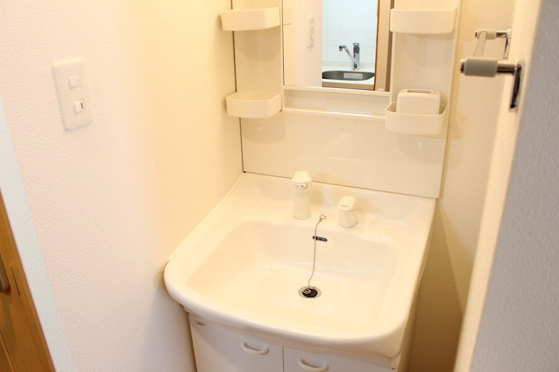 【神戸市中央区橘通のマンションの洗面設備】