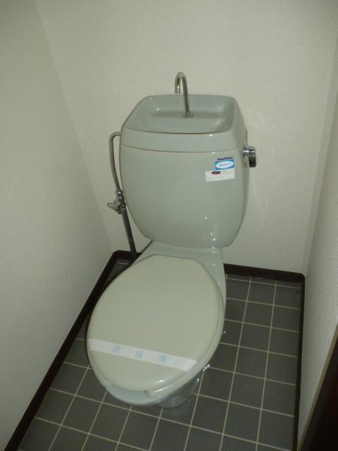 トイレ　トイレ