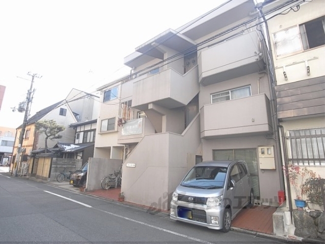 【シモン北大路の建物外観】