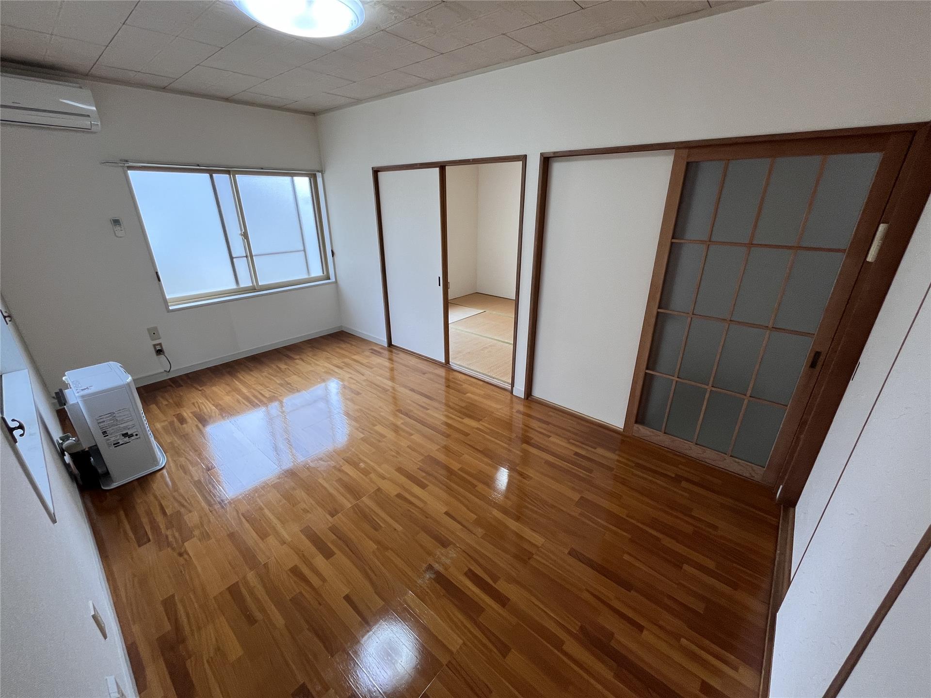 居室・リビング　洋室