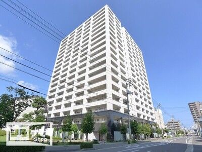 高松市桜町のマンションの建物外観