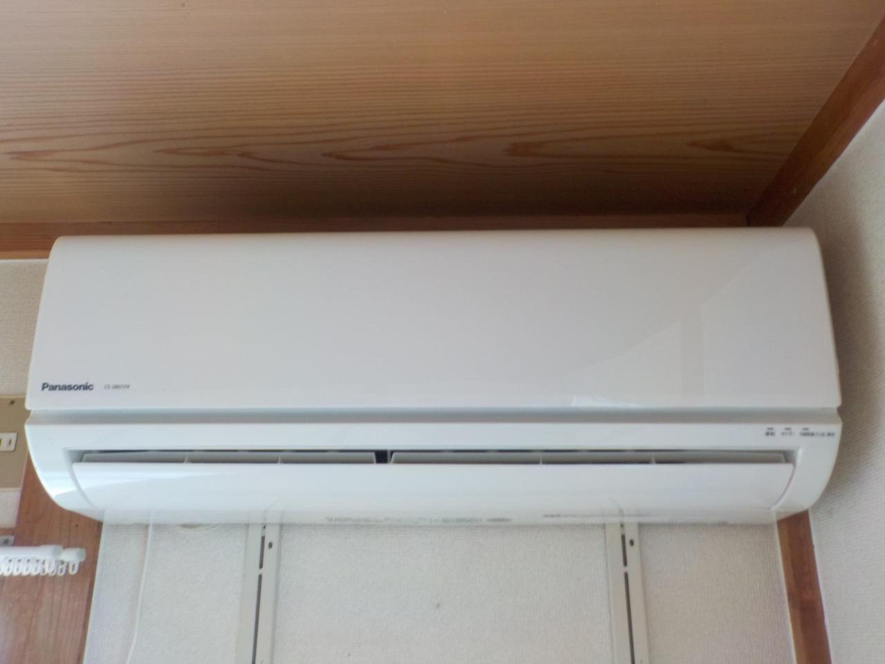 玄関　エアコン付